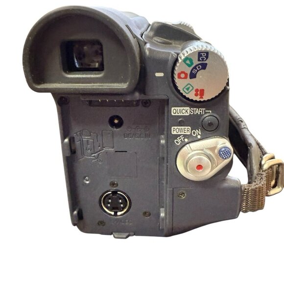Panasonic 800X Digital Zoom 24x Optical Zoom MiniDV Video Camcorder PV-GS15 READ - Picture 11 of 12